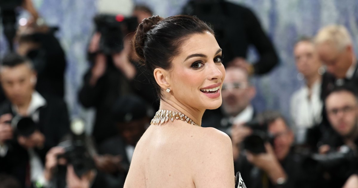 Anne Hathaway Facelift Rumors Elle Interview