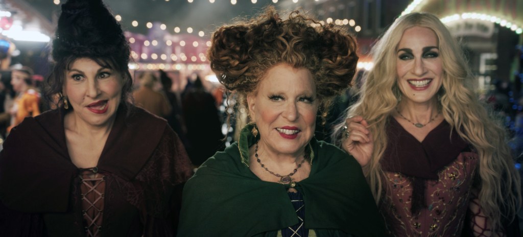 Hocus Pocus 3 Officially In Development Bette Midler Sarah Jessica Parker Kathy Najimy