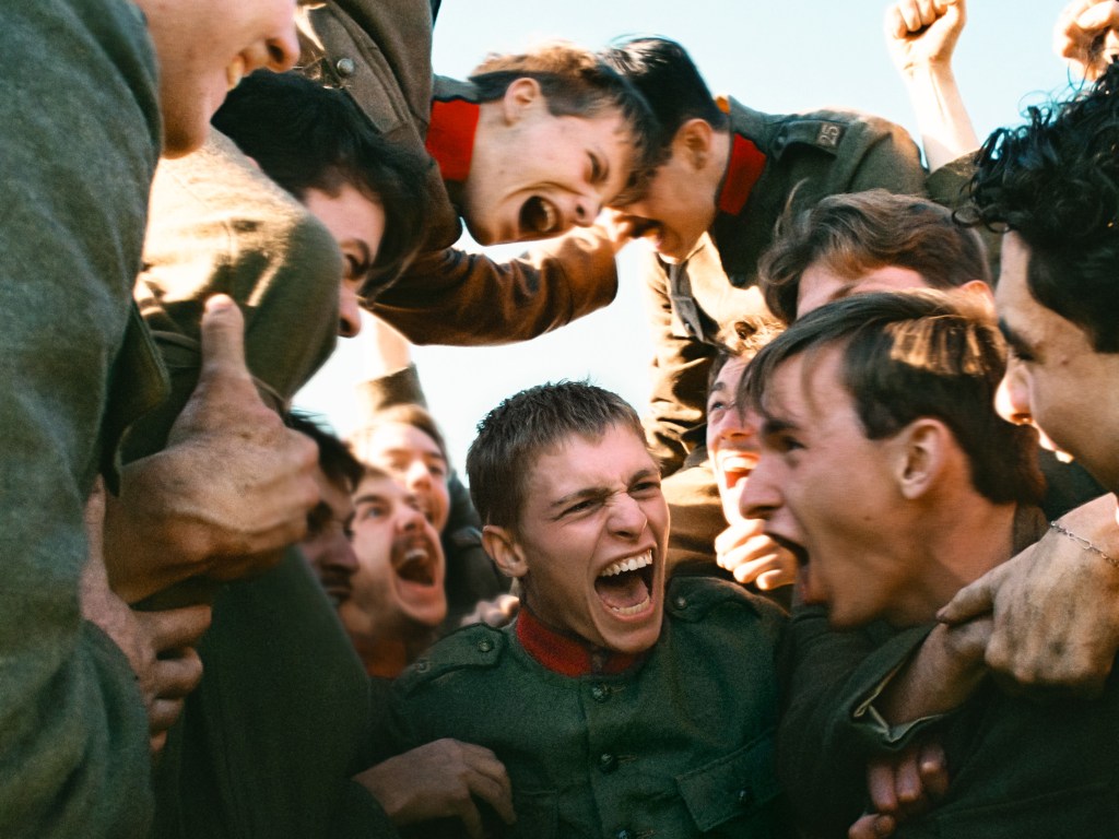 Lukas Dhont Coward Cannes Ovation Queer Wwi Romance