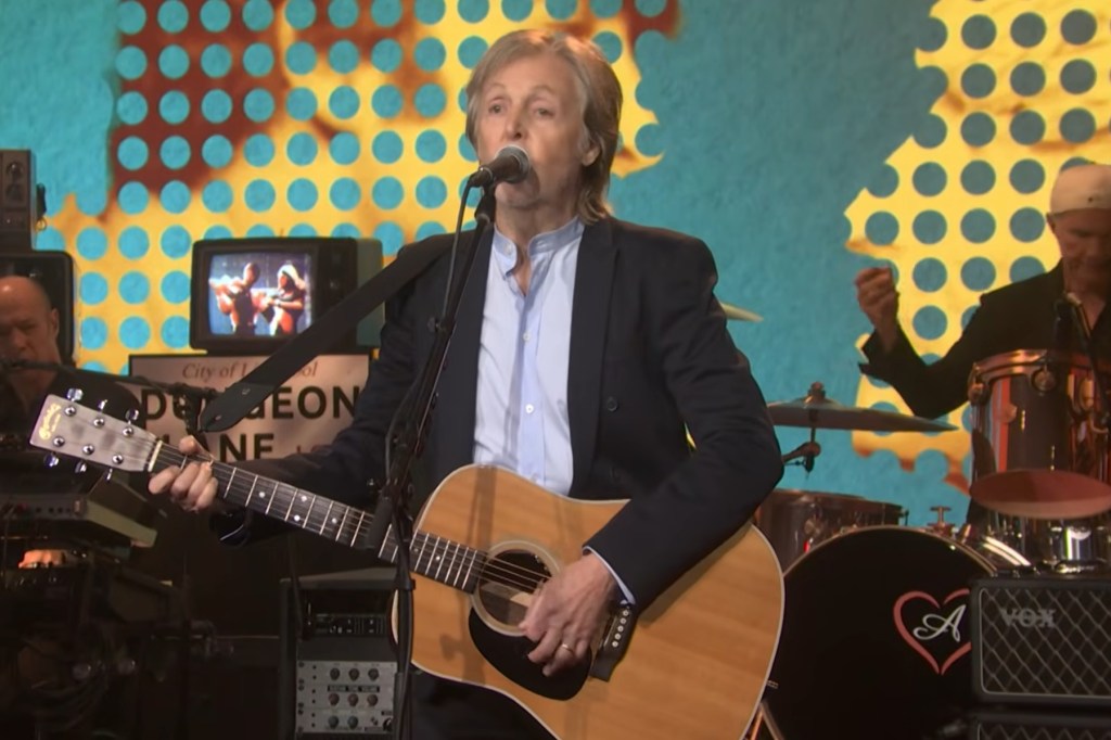 Paul McCartney Closes SNL With Surprise Encore
