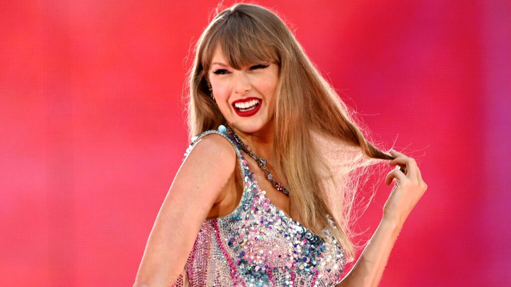 Taylor Swift Travis Kelce Greece London Nyc Wedding Buzz
